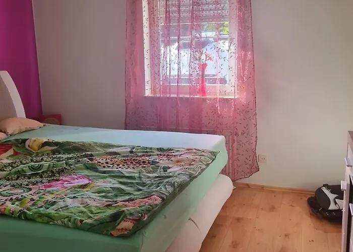 3 Im Hochparterre Inklusive Апартаменты